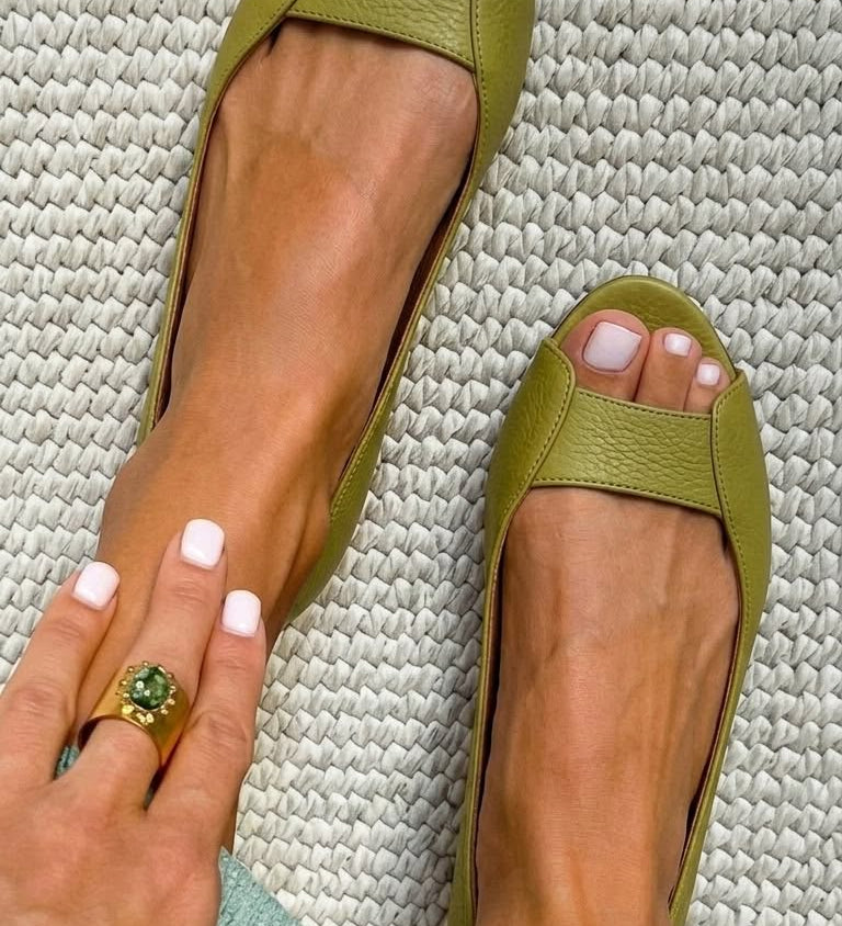 Adelina | Chic Comfort Golden Sandals