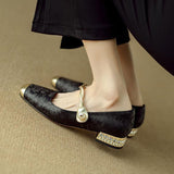 Naila Pumps