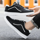 Vale Sneakers
