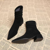 Elia Boots